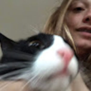 Meet your Posher, Leah